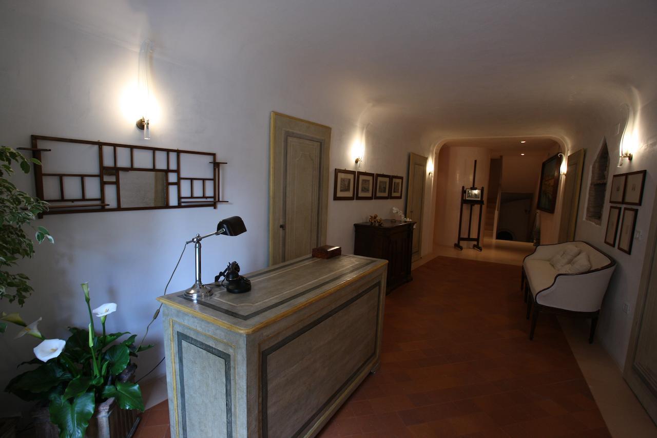 مبيت وإفطار SantʼAngelo in Vado Palazzo Santinelli المظهر الخارجي الصورة